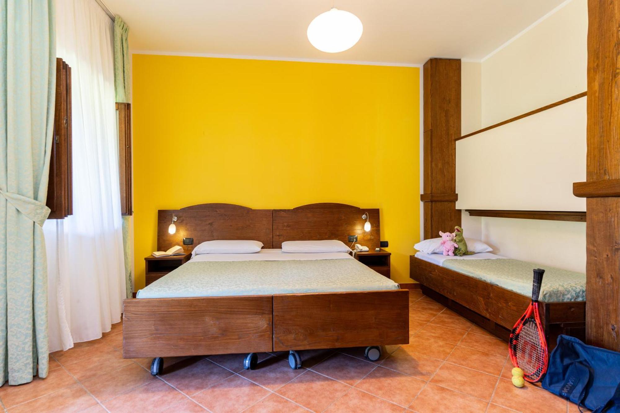 Hotel Masseria Le Pajare 4*